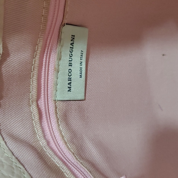 💥50% sale💥Marco Buggiani pink leather foldover handbag #1248 - Picture 8 of 12